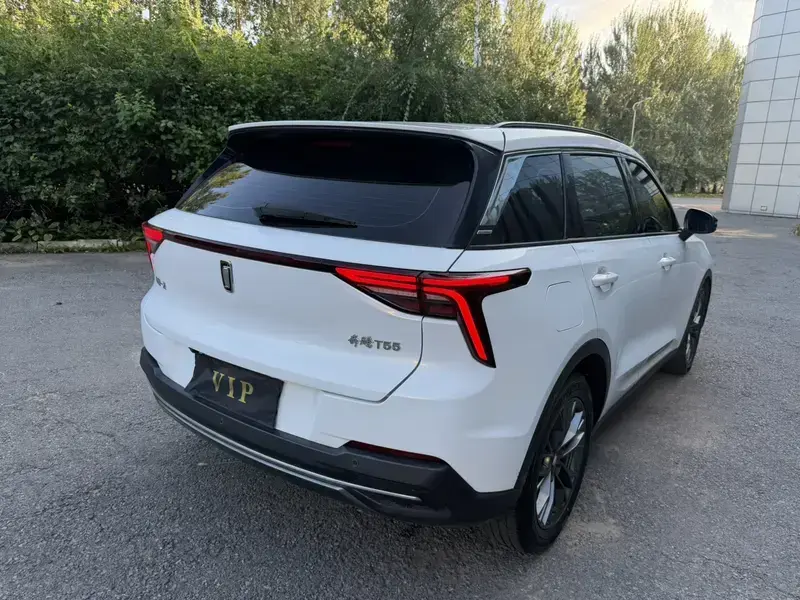 2023 Bestune T55 с пробегом 20 000 км