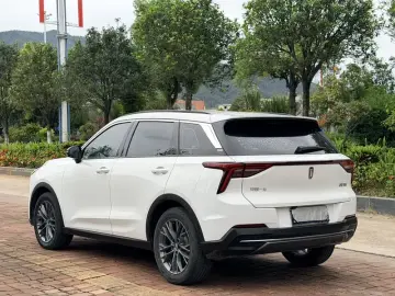 2022 Bestune T55 с пробегом 31 000 км