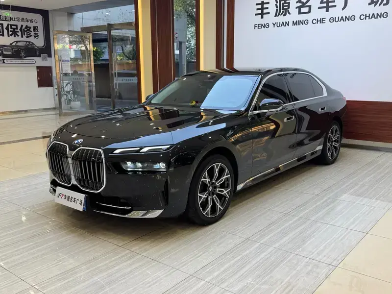 2026 BMW 7 серии с пробегом 17 000 км