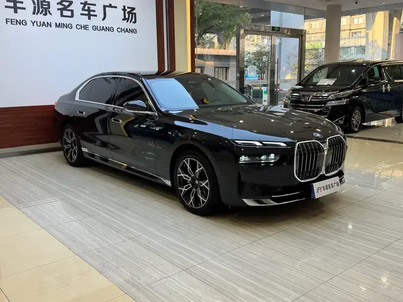 2026 BMW 7 серии с пробегом 17 000 км