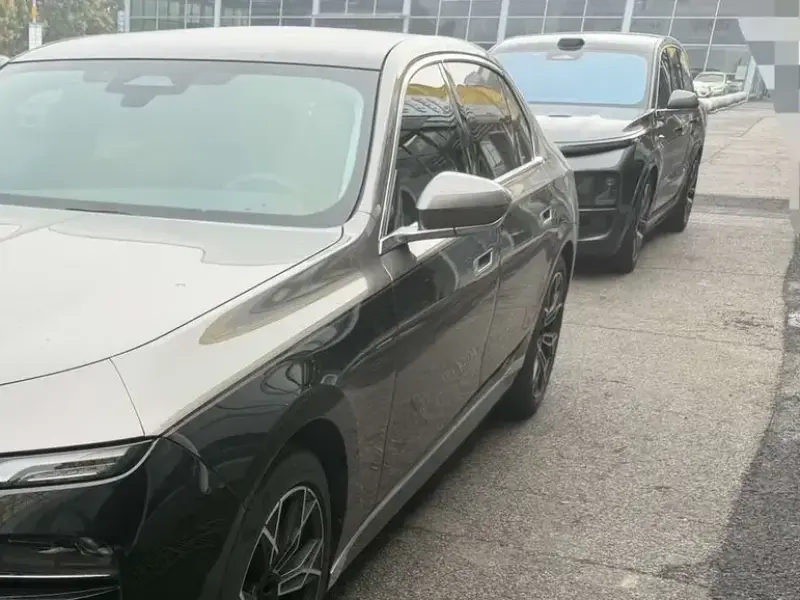 2023 BMW 7 серии с пробегом 54 000 км