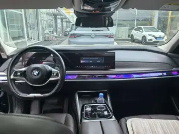 2023 BMW 7 серии с пробегом 54 000 км