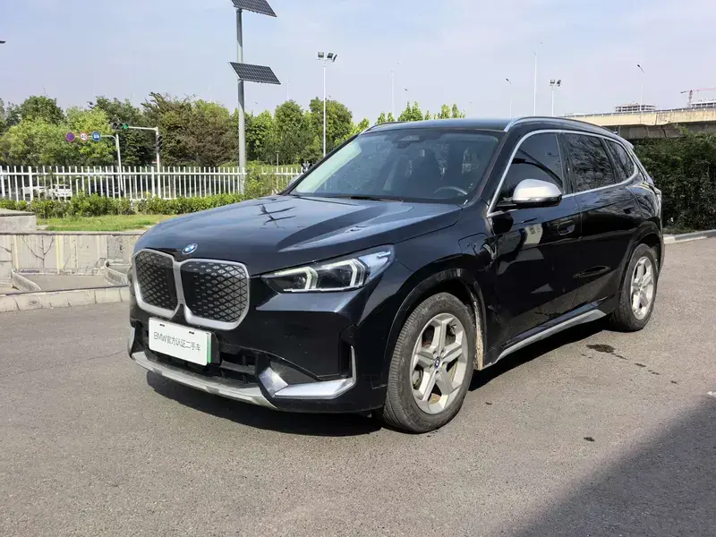 2023 BMW iX1 с пробегом 83 000 км