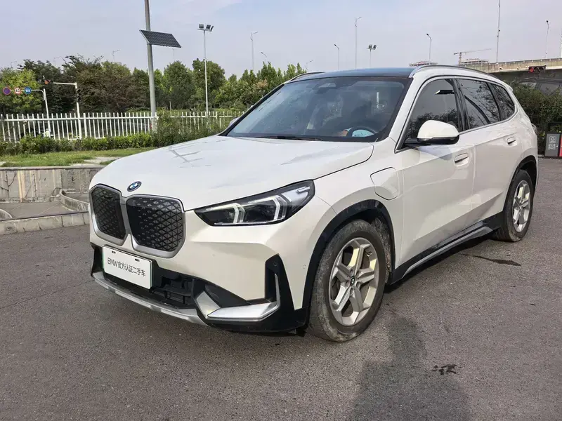 2024 BMW iX1 с пробегом 83 000 км