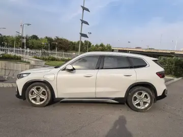 2024 BMW iX1 с пробегом 83 000 км