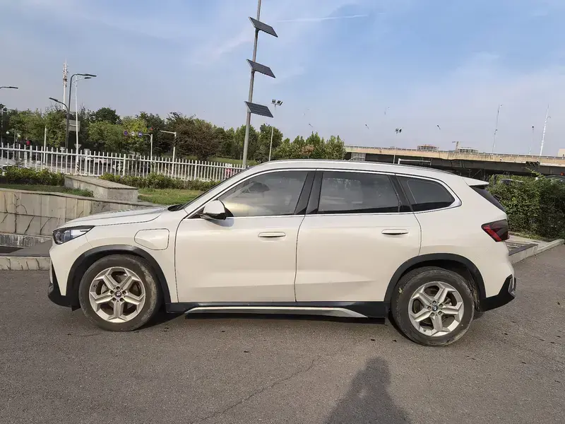 2024 BMW iX1 с пробегом 83 000 км