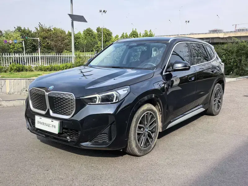 2024 BMW iX1 с пробегом 90 000 км