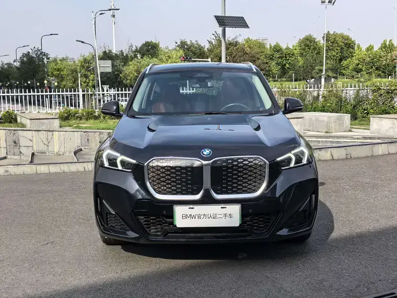 2024 BMW iX1 с пробегом 90 000 км