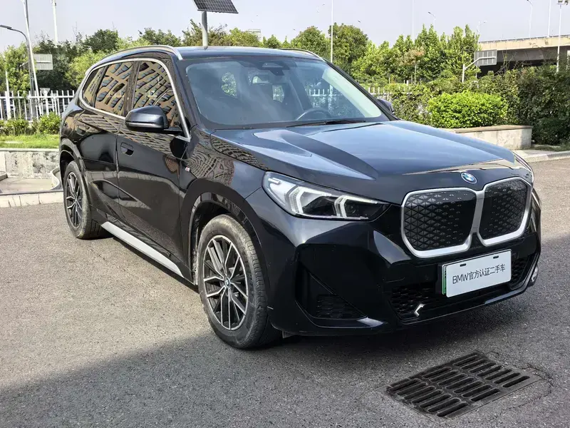 2024 BMW iX1 с пробегом 90 000 км