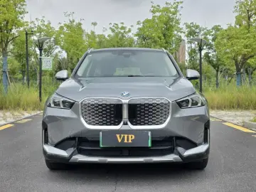 2023 BMW iX1 с пробегом 61 000 км