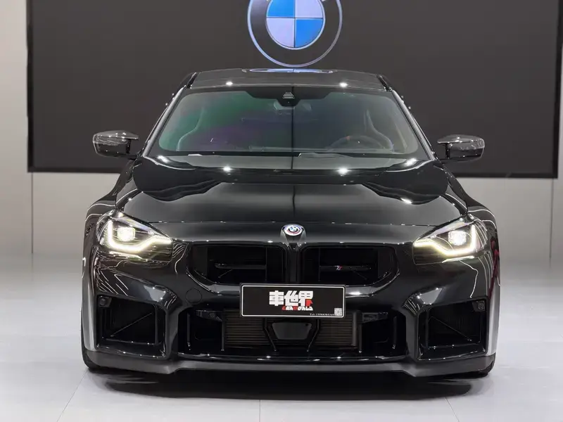 2025 BMW M2 с пробегом 300 км
