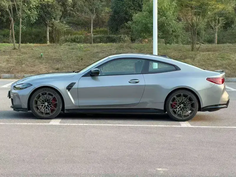 2024 BMW M4 с пробегом 11 700 км