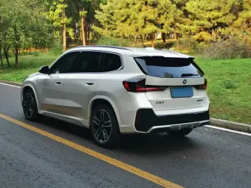 2023 BMW iX1 с пробегом 54 000 км