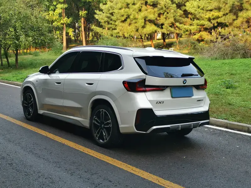 2023 BMW iX1 с пробегом 54 000 км