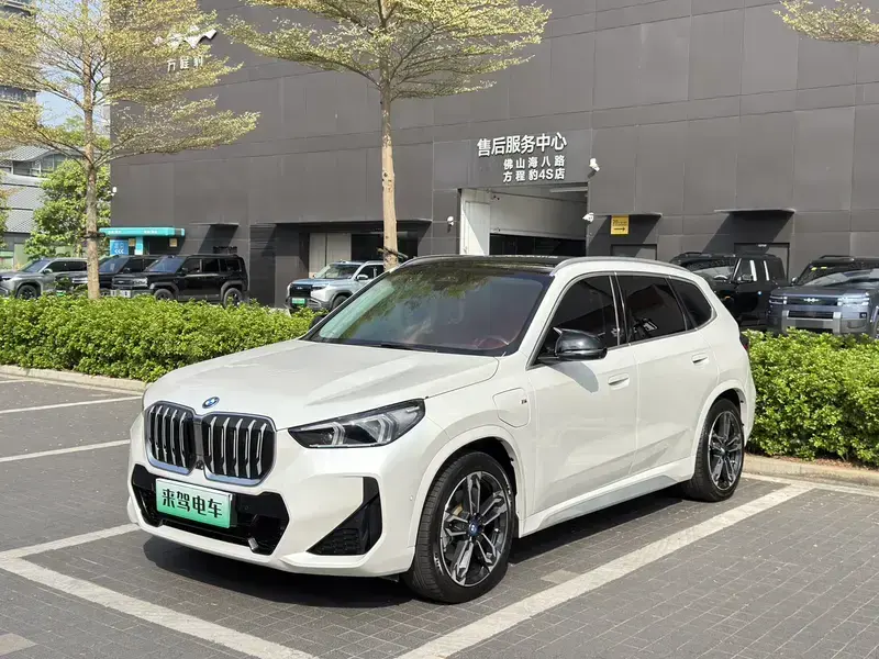 2023 BMW iX1 с пробегом 50 000 км
