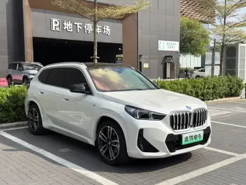 2023 BMW iX1 с пробегом 50 000 км