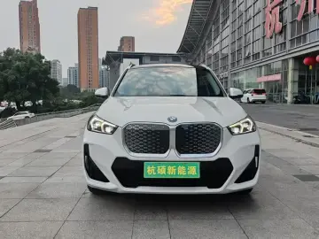 2024 BMW iX1 с пробегом 107 000 км