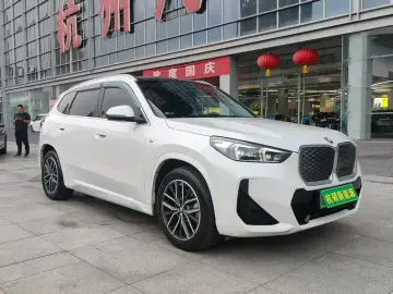 2024 BMW iX1 с пробегом 107 000 км
