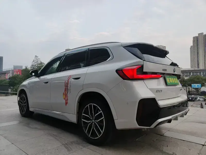 2024 BMW iX1 с пробегом 107 000 км