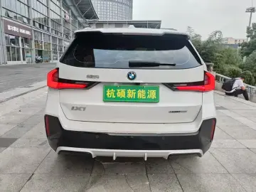 2024 BMW iX1 с пробегом 107 000 км