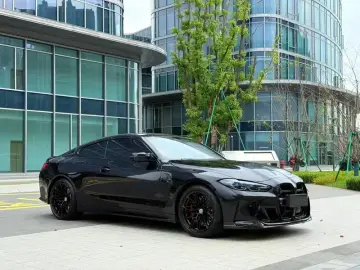2024 BMW M4 с пробегом 8 000 км