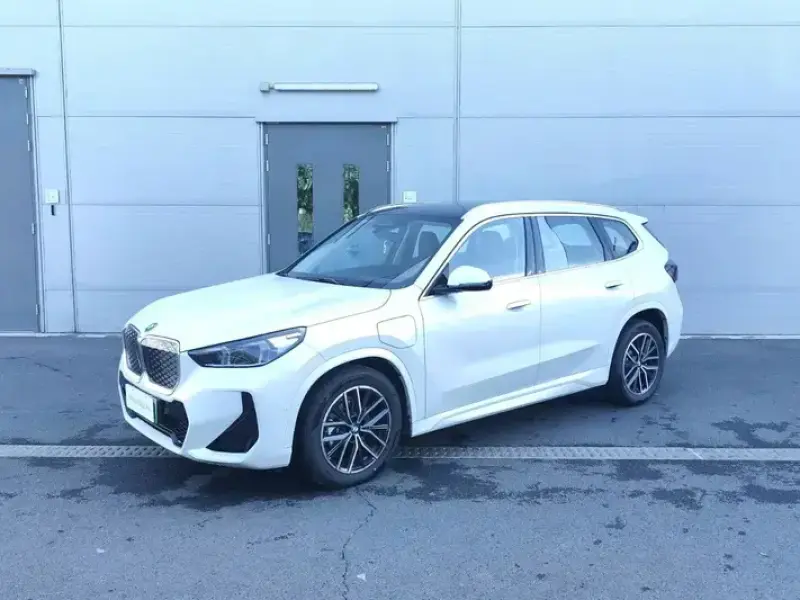 2026 BMW iX1 с пробегом 9 300 км