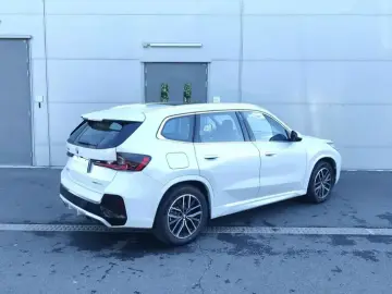 2026 BMW iX1 с пробегом 9 300 км