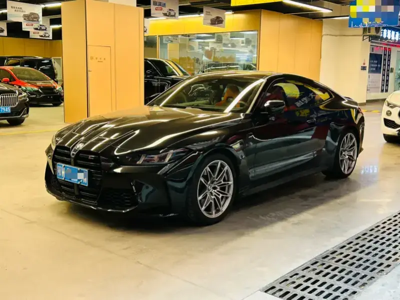 2024 BMW M4 с пробегом 2 000 км
