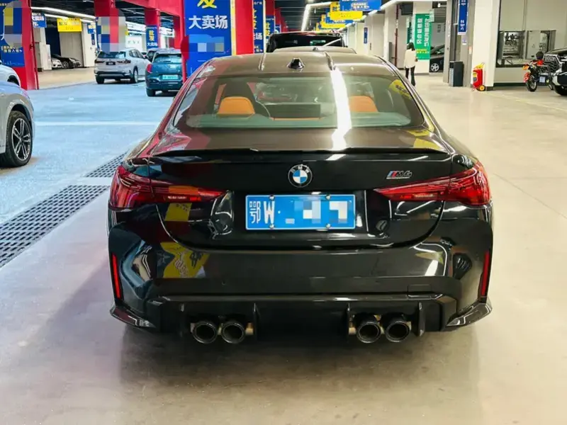 2024 BMW M4 с пробегом 2 000 км