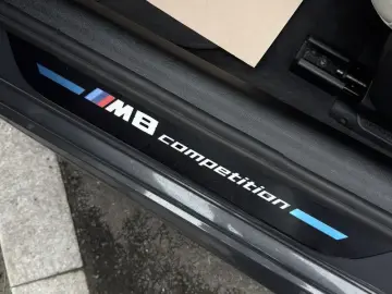 2022 BMW M8 с пробегом 33 000 км