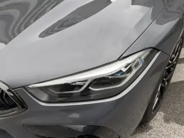 2022 BMW M8 с пробегом 33 000 км