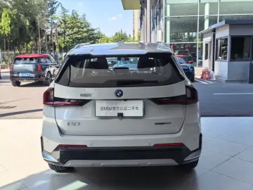 2025 BMW iX1 с пробегом 6 000 км