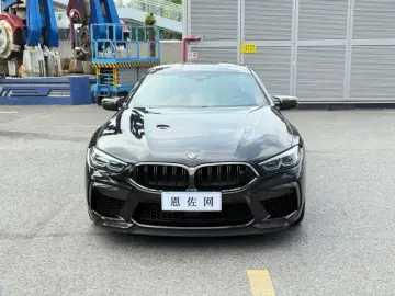 2022 BMW M8 с пробегом 30 200 км