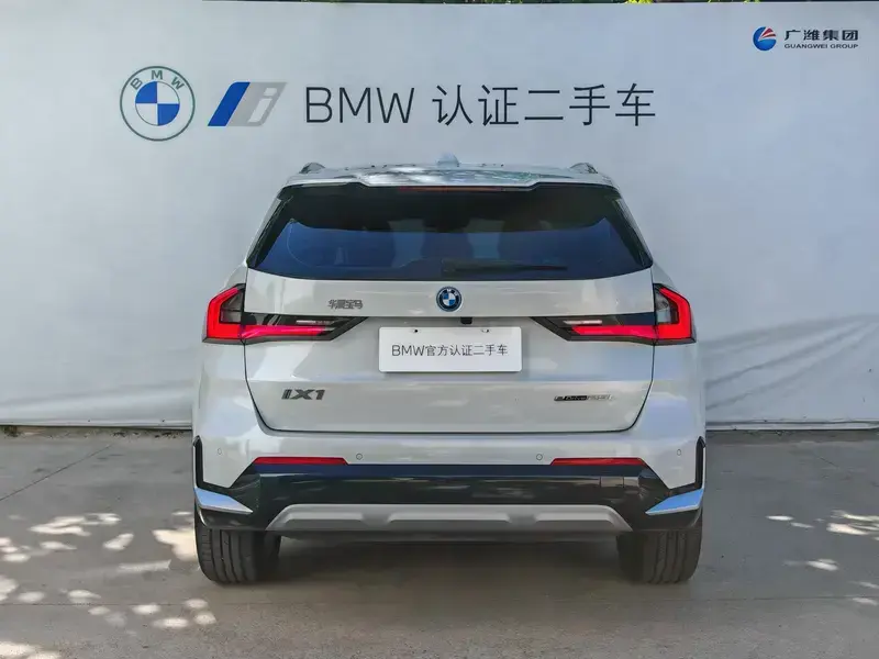 2025 BMW iX1 с пробегом 27 000 км