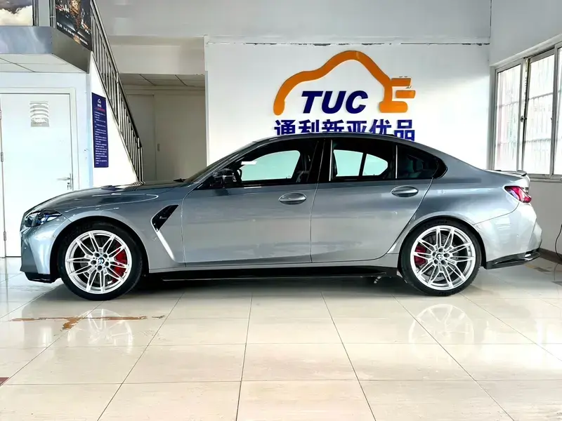 2024 BMW M3 с пробегом 15 000 км