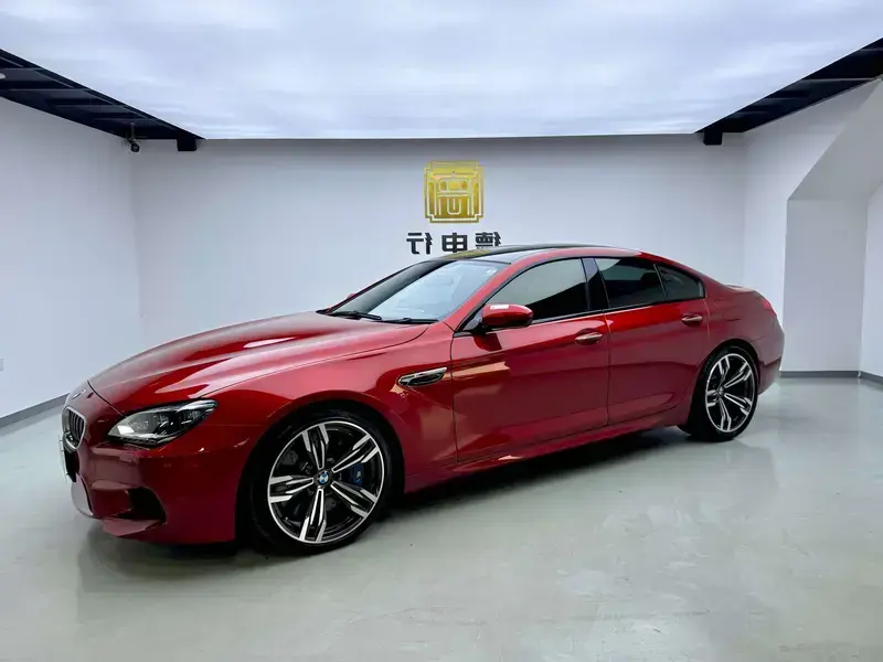 2013 BMW M6 с пробегом 700 км
