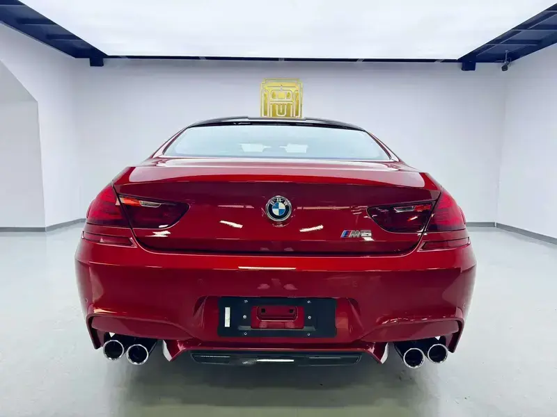 2013 BMW M6 с пробегом 700 км