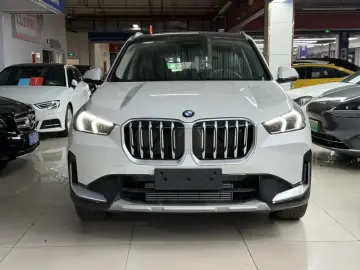 2025 BMW X1 с пробегом 1 800 км