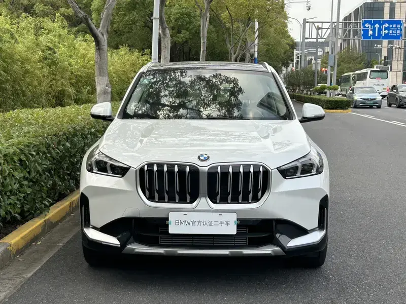 2025 BMW X1 с пробегом 3 400 км