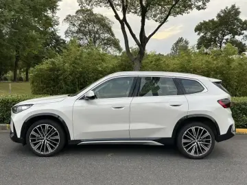 2025 BMW X1 с пробегом 3 400 км