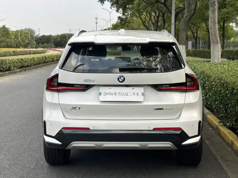 2025 BMW X1 с пробегом 3 400 км