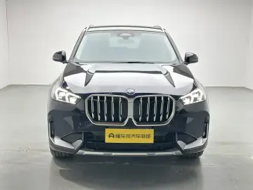 2025 BMW X1 с пробегом 13 800 км