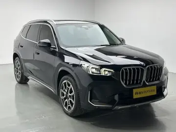 2025 BMW X1 с пробегом 13 800 км