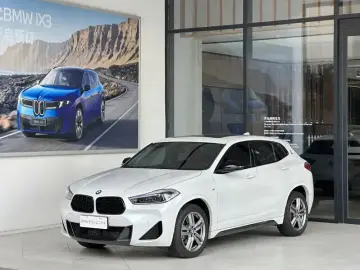 2023 BMW X2 с пробегом 4 000 км