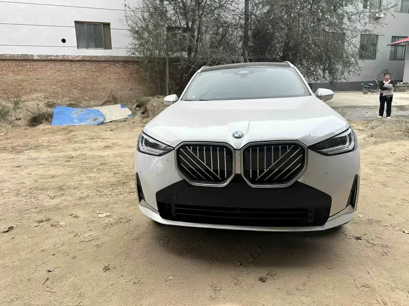 2025 BMW X3 с пробегом 14 000 км