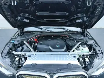 2025 BMW X3 с пробегом 12 600 км
