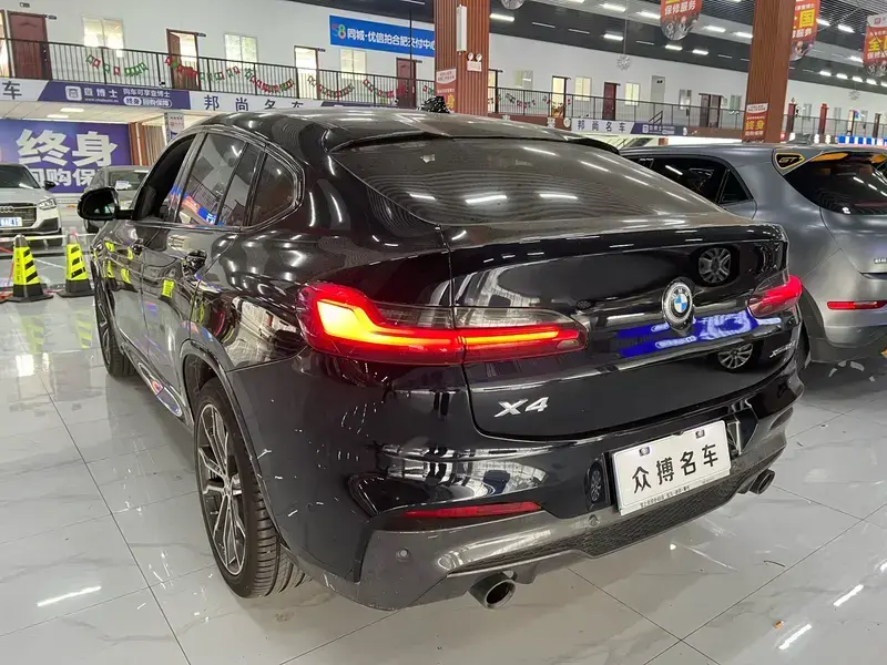 2021 BMW X4 с пробегом 78 000 км