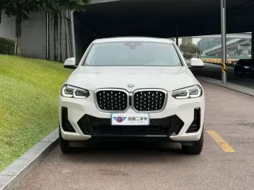 2022 BMW X4 с пробегом 65 000 км