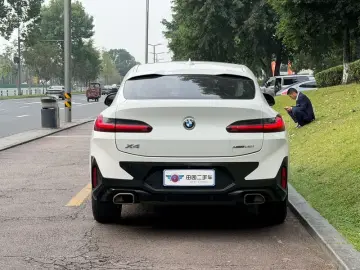 2022 BMW X4 с пробегом 65 000 км