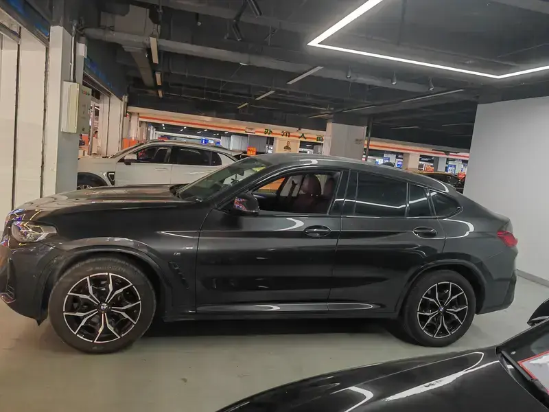 2022 BMW X4 с пробегом 110 000 км